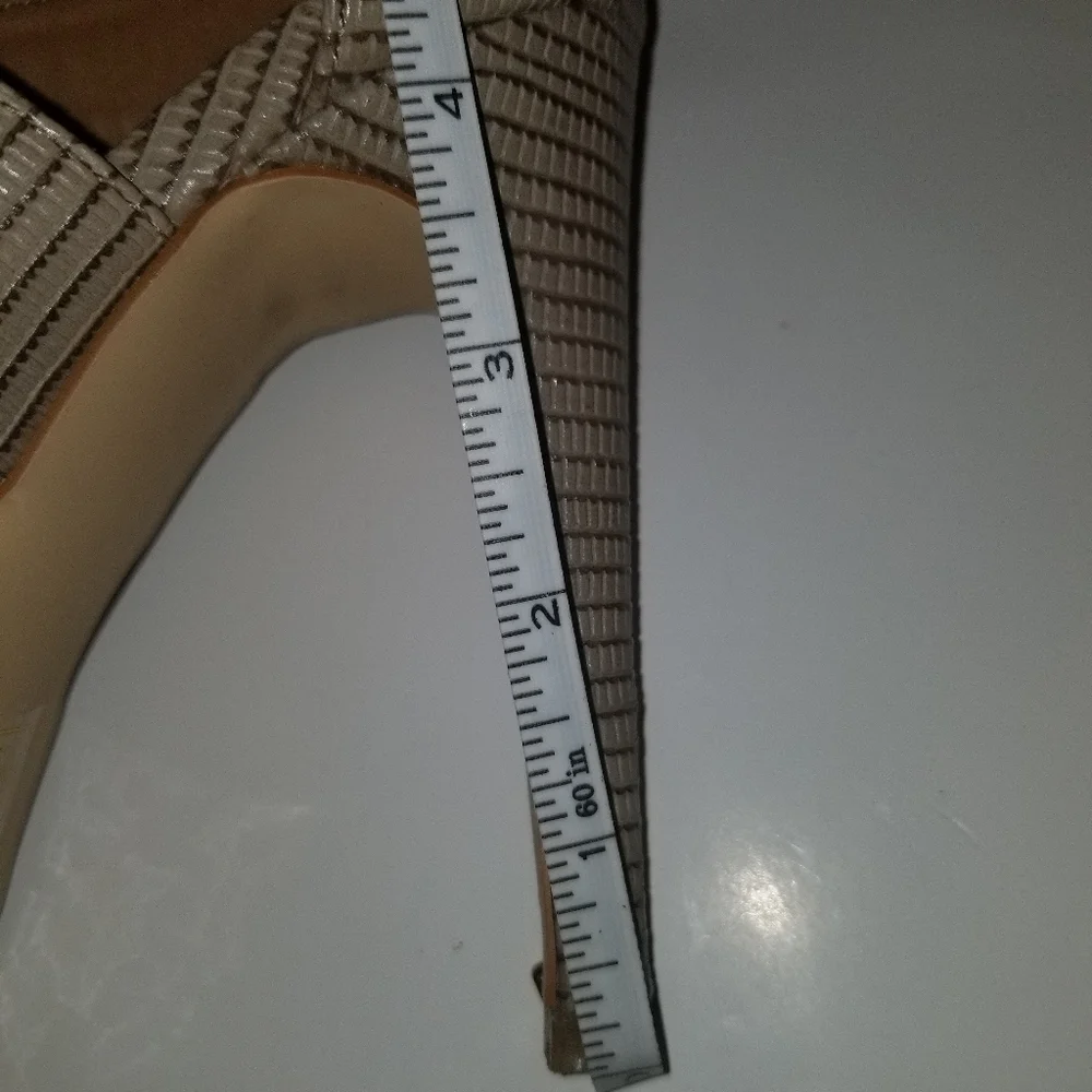 Izabella Rue heels PUMPS stolletos shoes 8.5